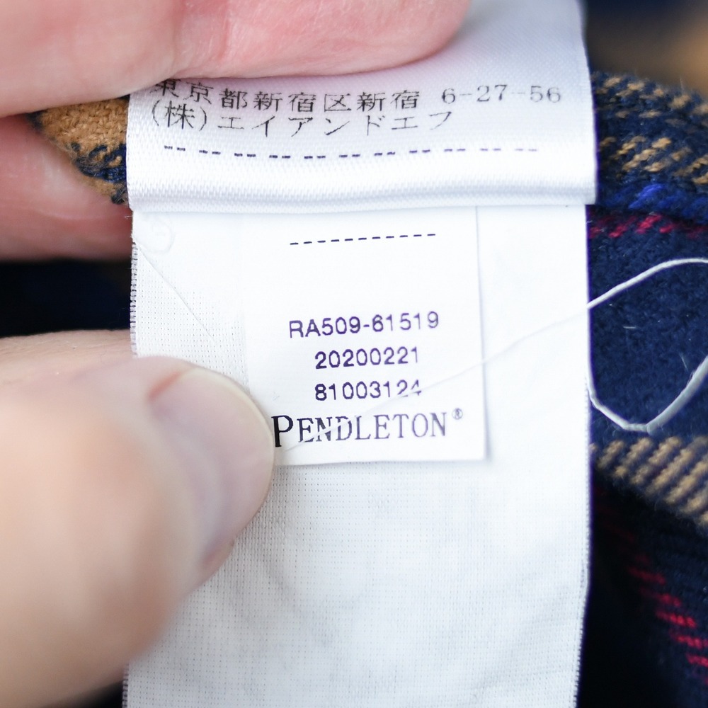 Pendleton Flannel Shirt Mens XL Blue Cotton RA509 Cascade Elbow Patch - Picture 9 of 9